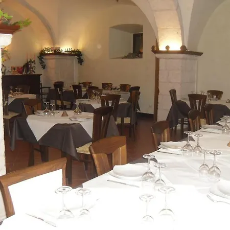 Il Maniero Hotel Rocca Pia